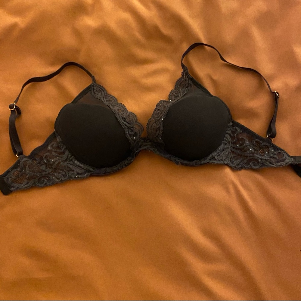 Natori Black Lace Bra 30D